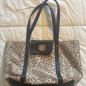 Tommy‎ Hilfiger Brown and Cream Tote Bag